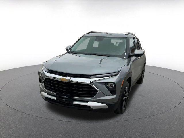 used 2025 Chevrolet TrailBlazer car, priced at $22,256
