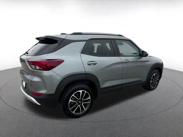 used 2025 Chevrolet TrailBlazer car, priced at $22,256