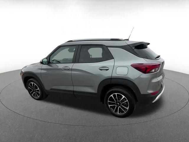used 2025 Chevrolet TrailBlazer car, priced at $22,256