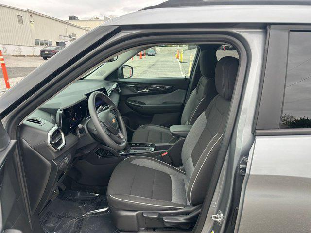 used 2025 Chevrolet TrailBlazer car, priced at $22,256
