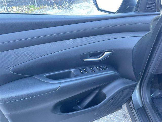 used 2025 Hyundai TUCSON Hybrid car, priced at $28,610