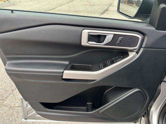 used 2024 Ford Explorer car, priced at $32,146