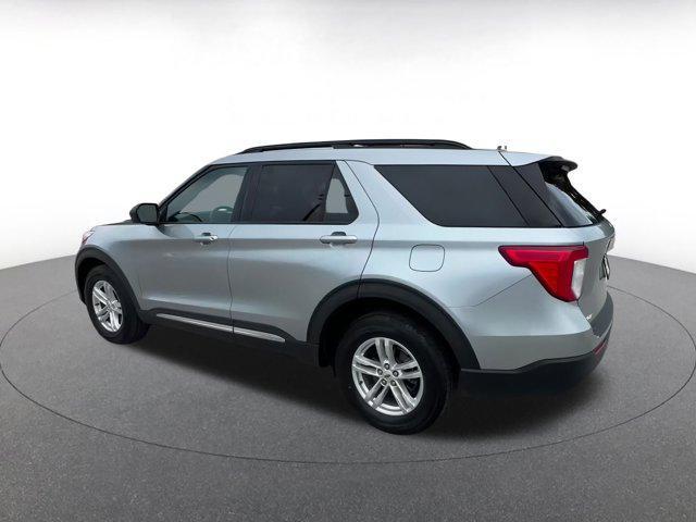 used 2024 Ford Explorer car, priced at $32,146