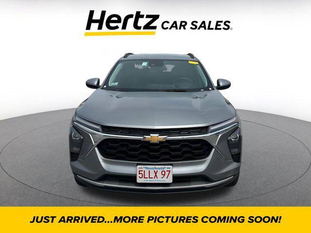 used 2024 Chevrolet Trax car, priced at $22,547
