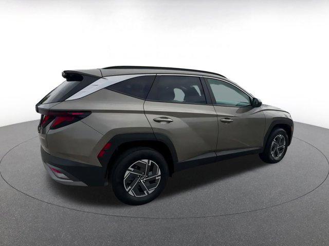 used 2025 Hyundai TUCSON Hybrid car, priced at $28,361