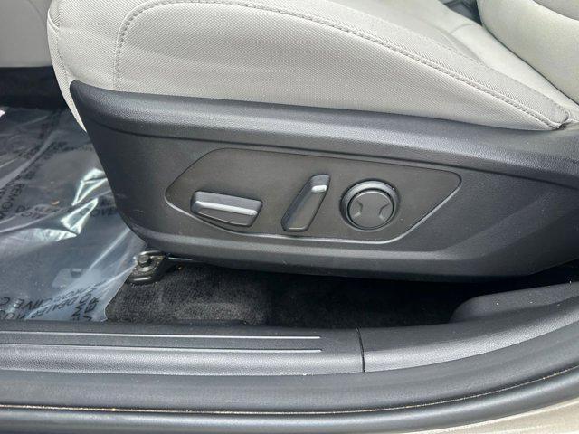 used 2025 Hyundai TUCSON Hybrid car, priced at $28,361