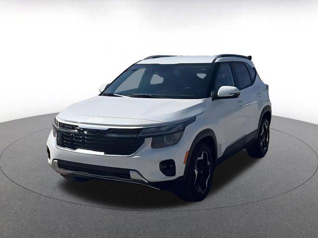 used 2025 Kia Seltos car, priced at $20,453