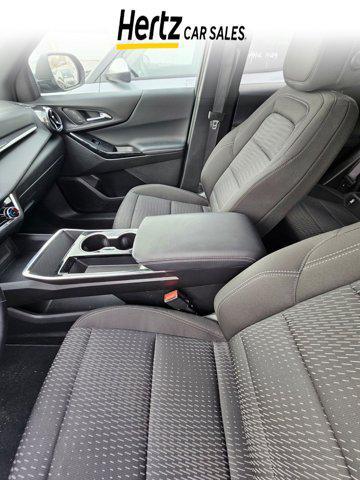 used 2025 Chevrolet Equinox car, priced at $24,642