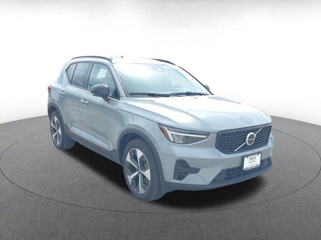 used 2024 Volvo XC40 car, priced at $29,124