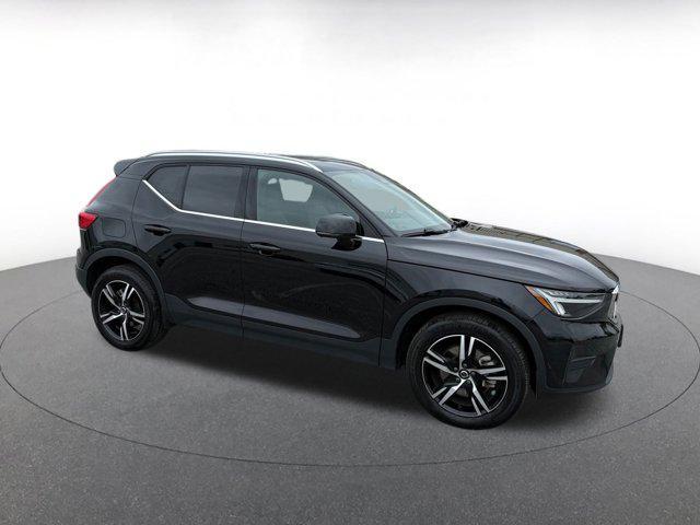 used 2024 Volvo XC40 car, priced at $27,077