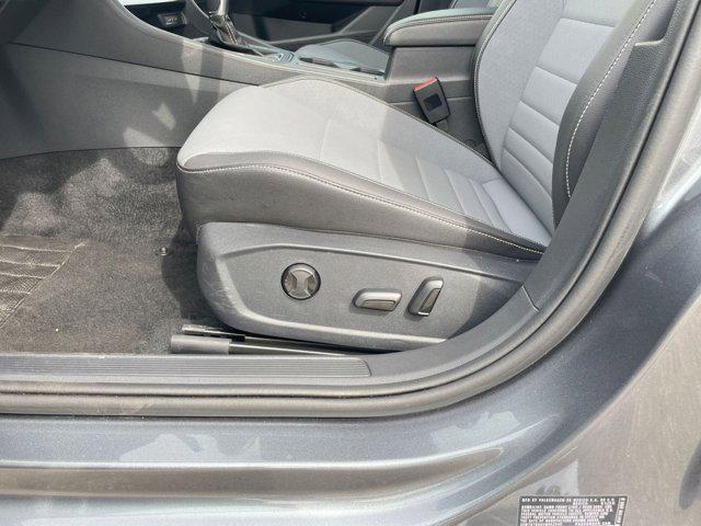 used 2025 Volkswagen Jetta car, priced at $21,031