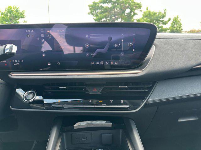 used 2024 Buick Envision car, priced at $30,547