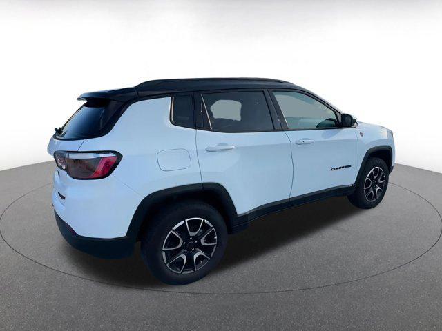 used 2025 Jeep Compass car, priced at $25,086
