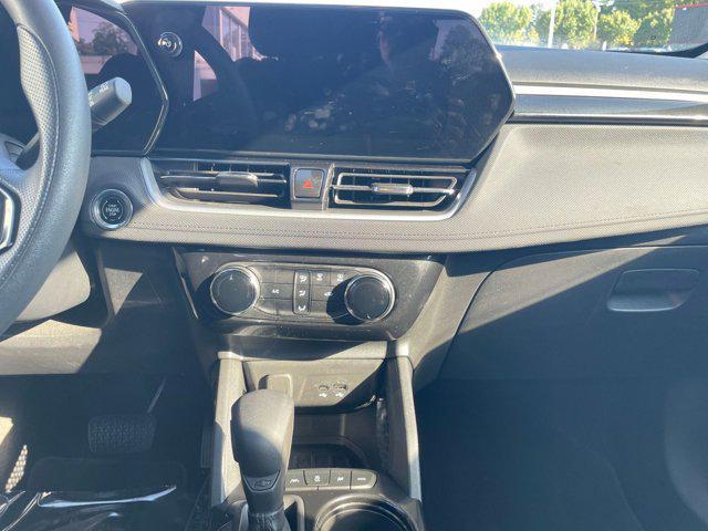 used 2025 Chevrolet TrailBlazer car, priced at $22,180