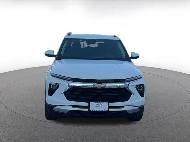 used 2025 Chevrolet TrailBlazer car, priced at $22,180