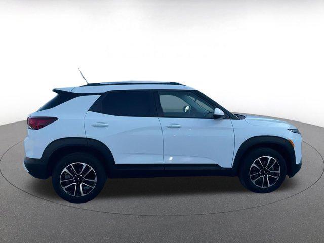 used 2025 Chevrolet TrailBlazer car, priced at $22,180