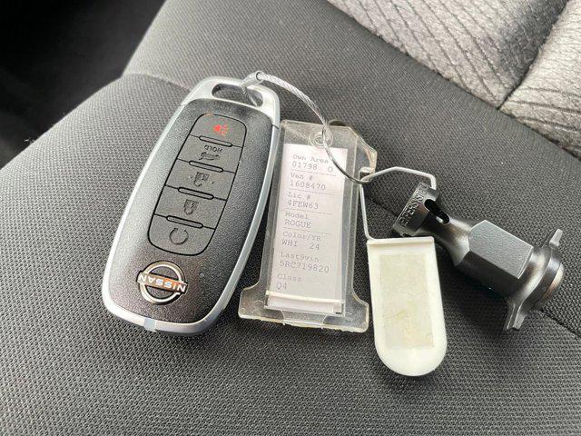 used 2024 Nissan Rogue car, priced at $21,079