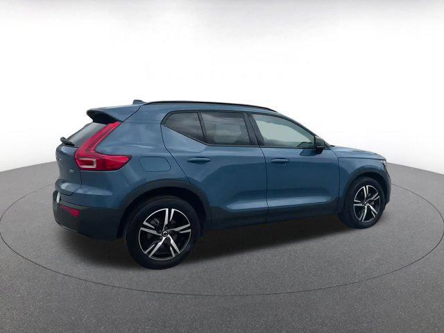 used 2024 Volvo XC40 car, priced at $25,856