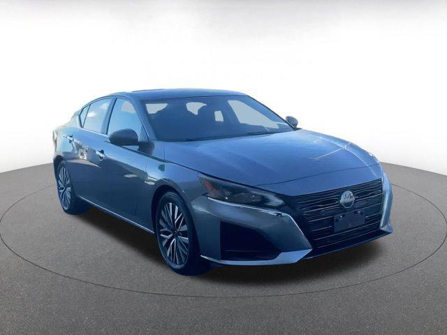 used 2023 Nissan Altima car, priced at $16,780