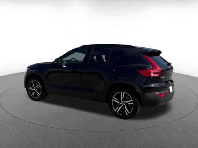 used 2024 Volvo XC40 car, priced at $26,019