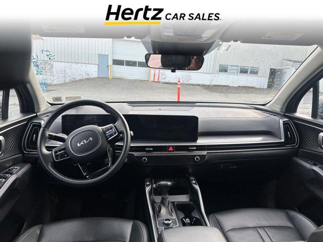 used 2024 Kia Sorento car, priced at $30,171