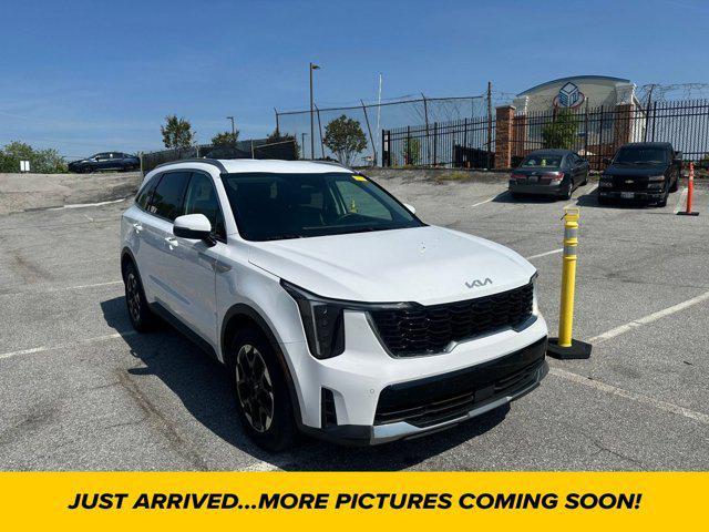 used 2024 Kia Sorento car, priced at $34,691