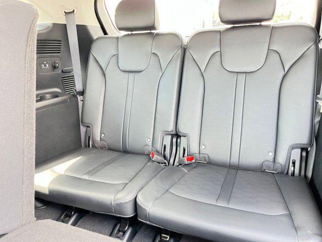 used 2024 Kia Sorento car, priced at $29,461