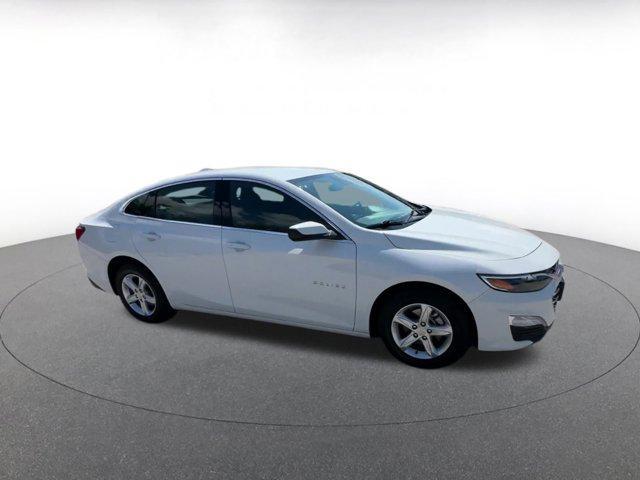 used 2024 Chevrolet Malibu car, priced at $16,927