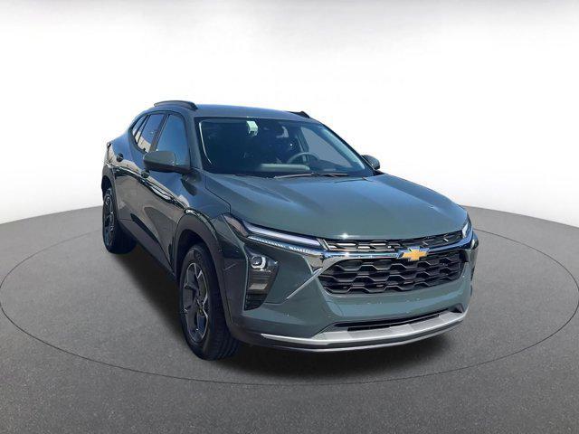 used 2025 Chevrolet Trax car, priced at $20,876