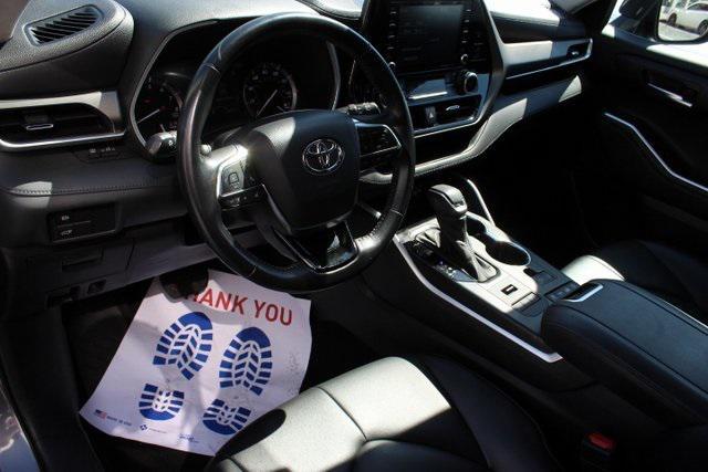 used 2021 Toyota Highlander car, priced at $31,995