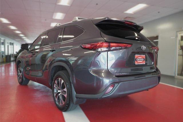 used 2021 Toyota Highlander car, priced at $33,995