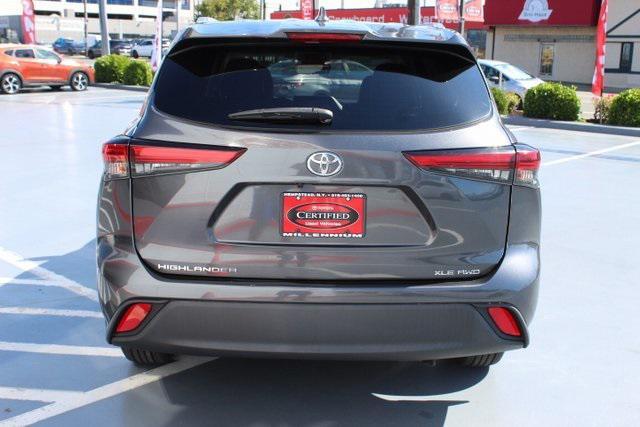 used 2021 Toyota Highlander car, priced at $31,995
