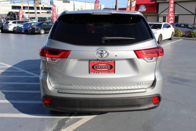 used 2019 Toyota Highlander car, priced at $27,995