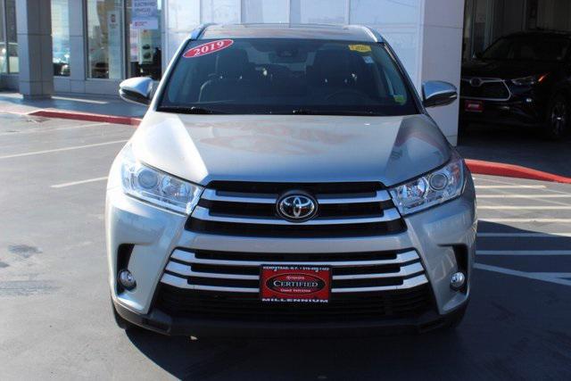 used 2019 Toyota Highlander car, priced at $27,995