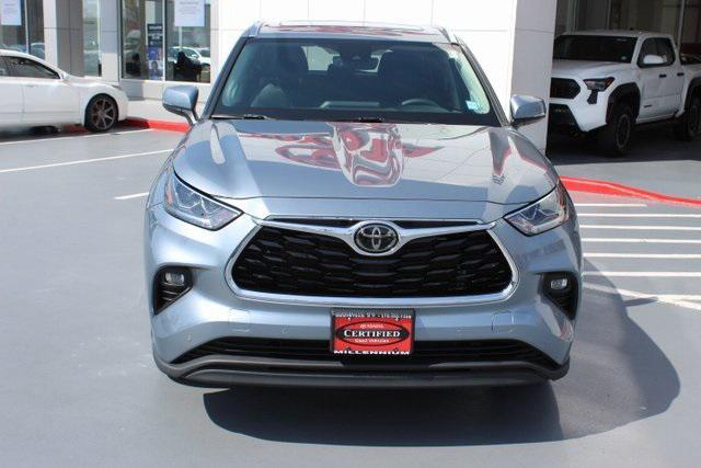 used 2021 Toyota Highlander car, priced at $35,995