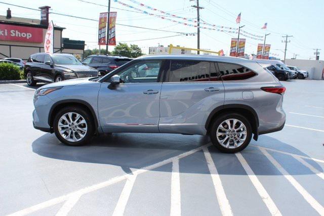 used 2021 Toyota Highlander car, priced at $35,995