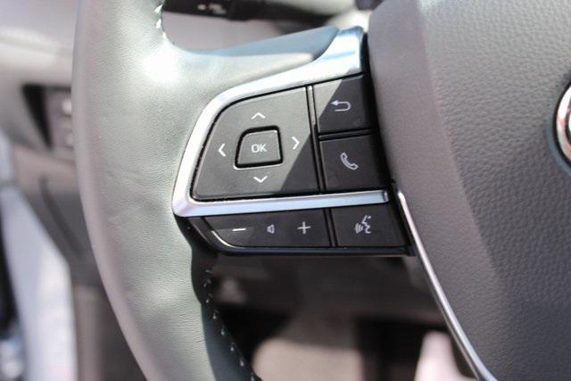 used 2021 Toyota Highlander car, priced at $35,995
