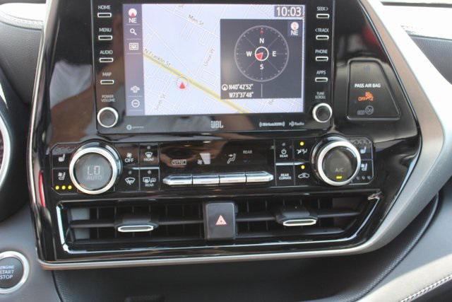 used 2021 Toyota Highlander car, priced at $35,995