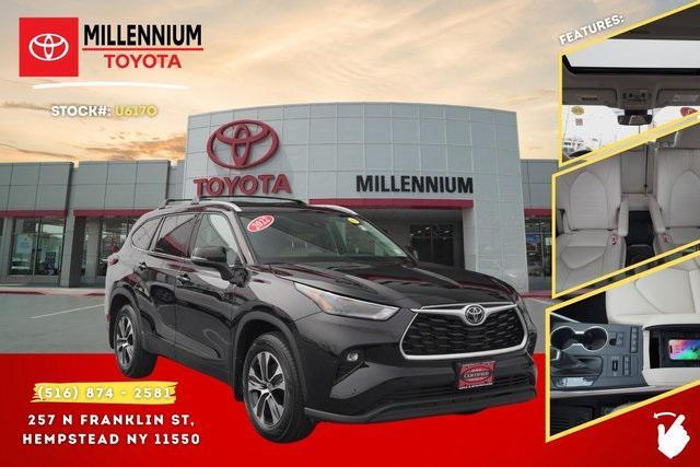 used 2022 Toyota Highlander car, priced at $38,995