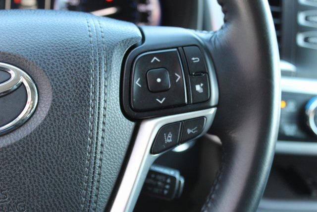 used 2017 Toyota Highlander car, priced at $23,995