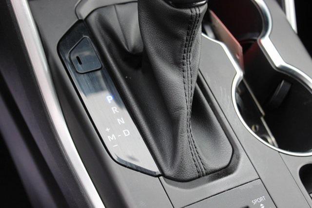 used 2021 Toyota Highlander car, priced at $31,995