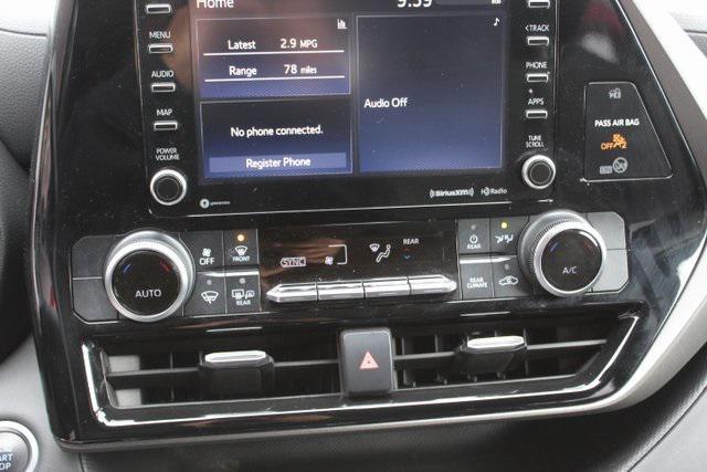 used 2021 Toyota Highlander car, priced at $31,995