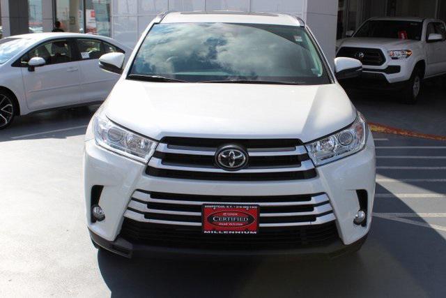 used 2019 Toyota Highlander car, priced at $26,995