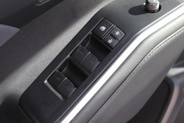 used 2023 Toyota Highlander Hybrid car, priced at $35,995