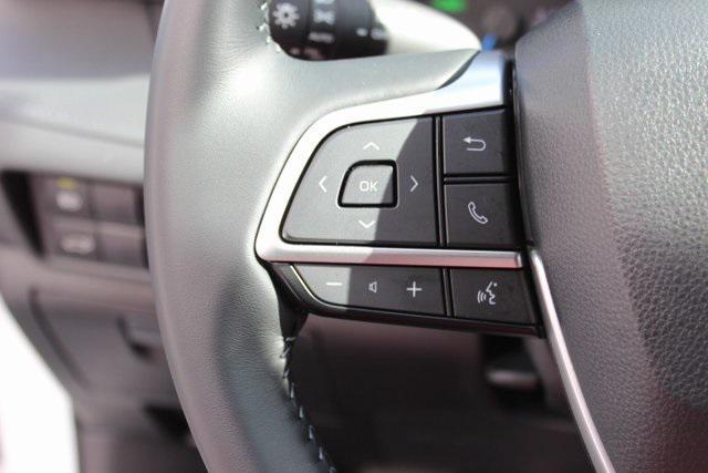 used 2023 Toyota Highlander Hybrid car, priced at $35,995