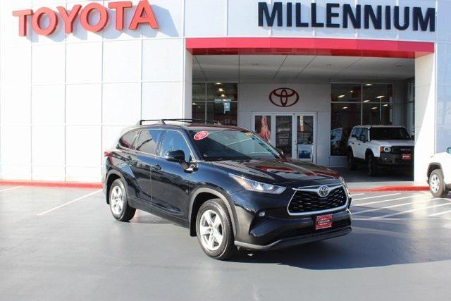 used 2020 Toyota Highlander car, priced at $26,995