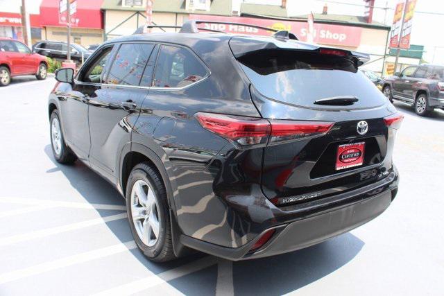 used 2020 Toyota Highlander car, priced at $26,995