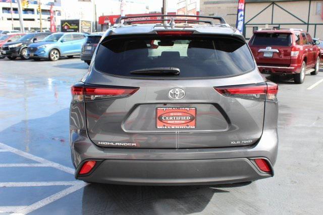 used 2024 Toyota Highlander car, priced at $41,995