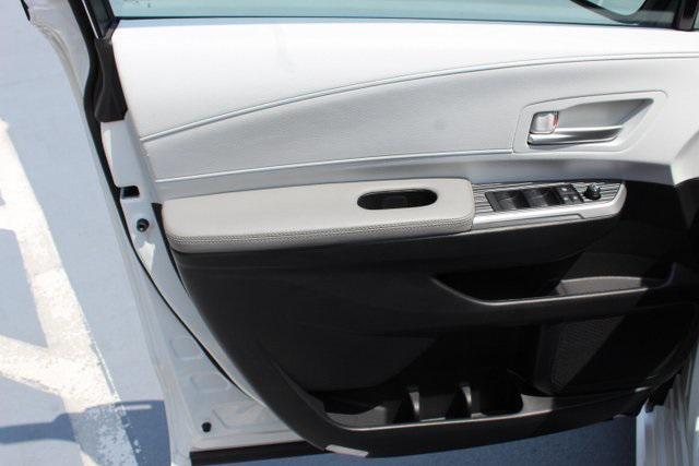 used 2025 Toyota Sienna car, priced at $51,995