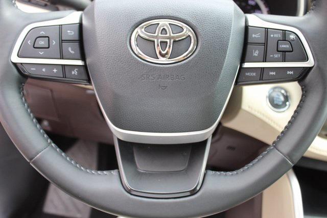 used 2022 Toyota Highlander car, priced at $37,995
